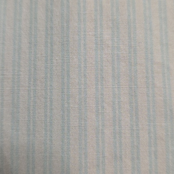 Women's Light Blue & White Striped Top Shirt Blouse Button Down Business Casual - Picture 2 of 8